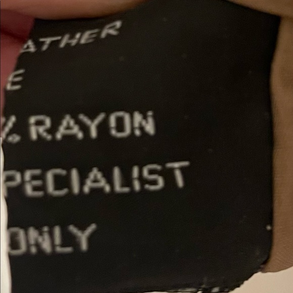 Vintage 1990’s Laundry Industry 100% Goat Suede Top in a Size Medium - Picture 6 of 10